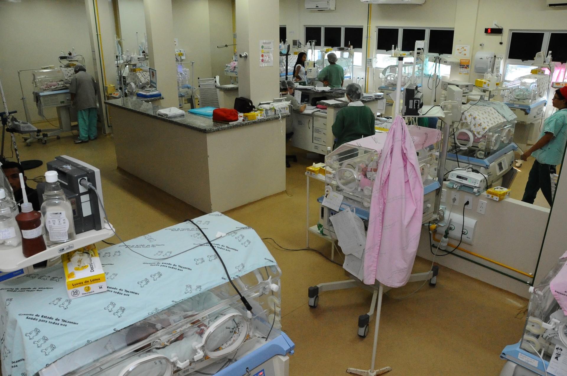 A vistoria foi realizada na quinta-feira, 14, e identificou superlotação no Hospital e Maternidade Dona Regina 