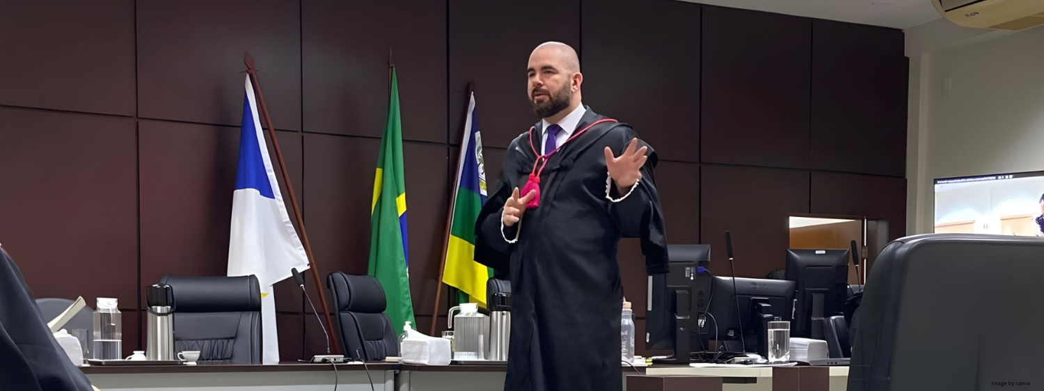 As acusações foram sustentadas pelo promotor de Justiça Helder Teixeira