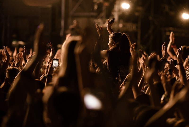 MPTO requer regulamentação do acesso e permanência de jovens em shows e festas, em Palmas