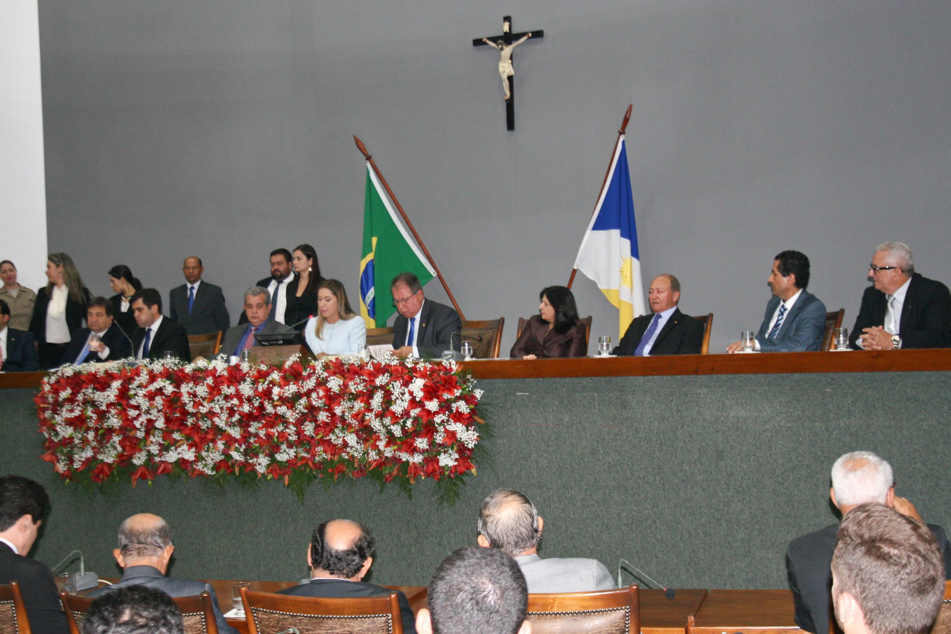 O Subprocurador-Geral de Justiça, José Omar de Almeida Júnior, prestigiou a sessão solene pelo Dia do Advogado e Dia do Direito,