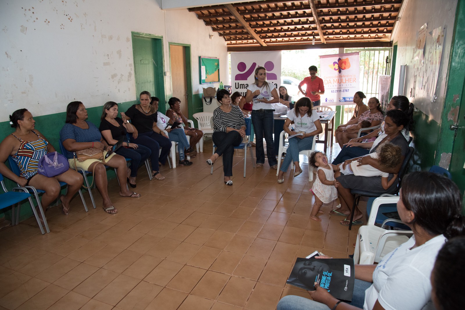roda de conversa no Cras de Buritirna