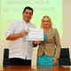 Amastha recebe certificado de adesão das mãos da PGJ