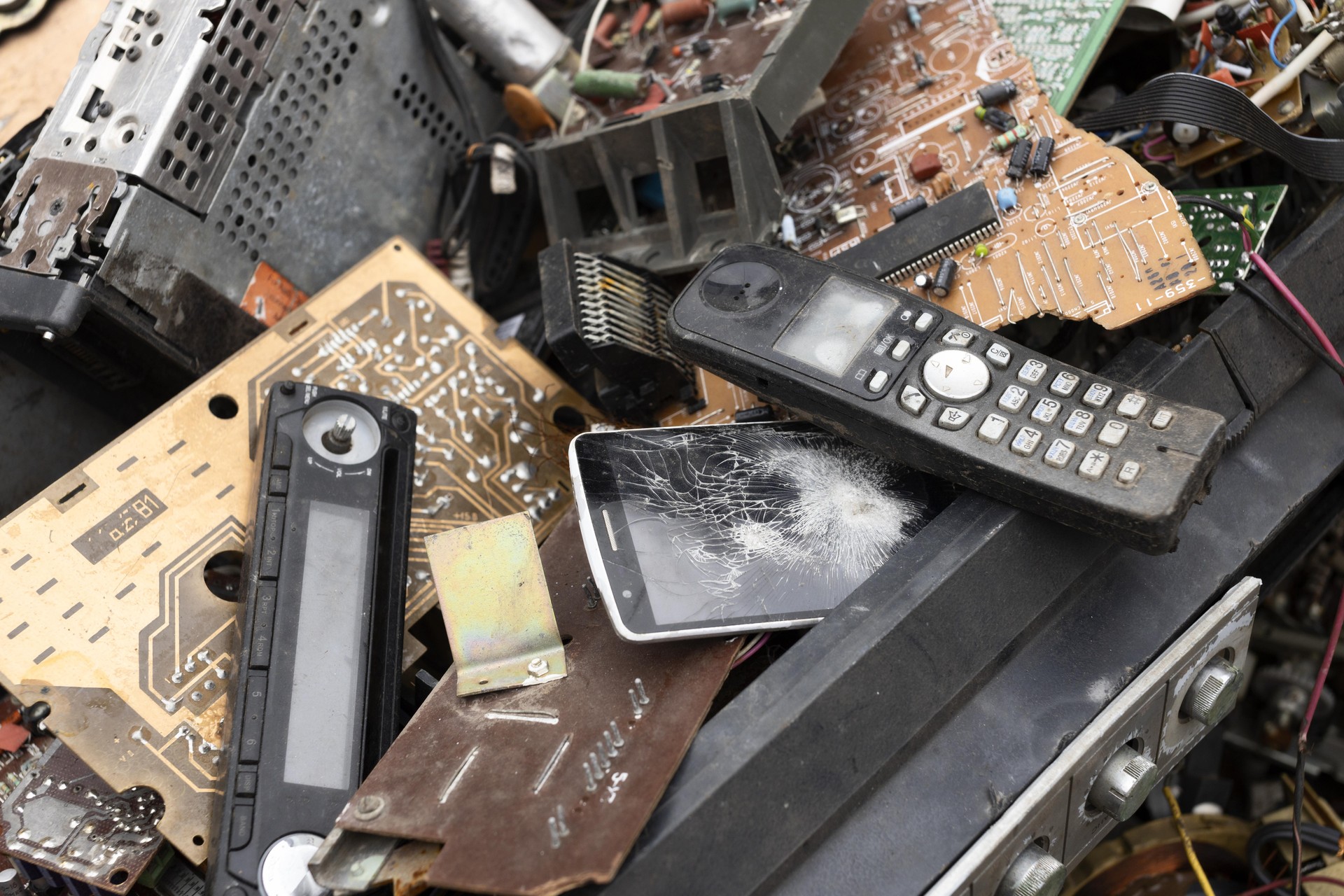 Dados mais recentes da ONU, colocam o Brasil como o quinto maior produtor de lixo eletrônico do mundo