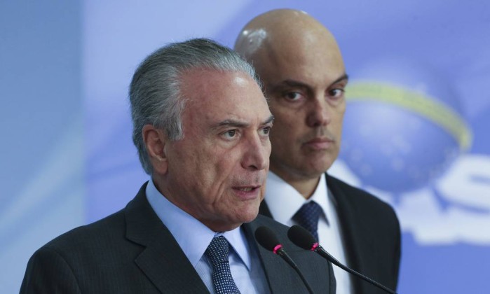  O presidente Michel Temer faz pronunciamento lamentando a morte do ministro Teori Zavascki - Ailton Freitas / Agência O Globo.