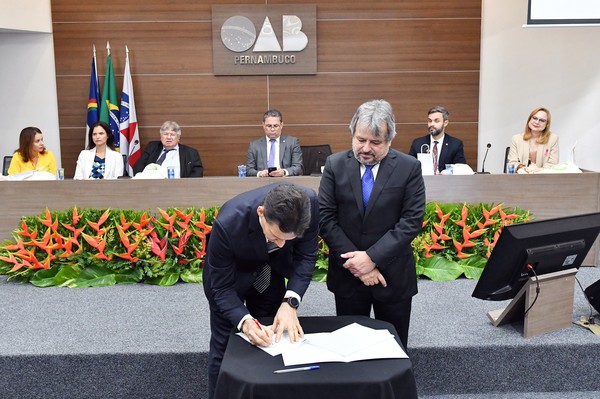 Procurador de Justiça José Maria da Silva Júnior representa o Procurador-Geral de Justiça do MPTO no evento