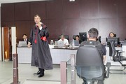 Promotor de Justiça Breno Simonassi, durante sustenção no Tribunal do Júri