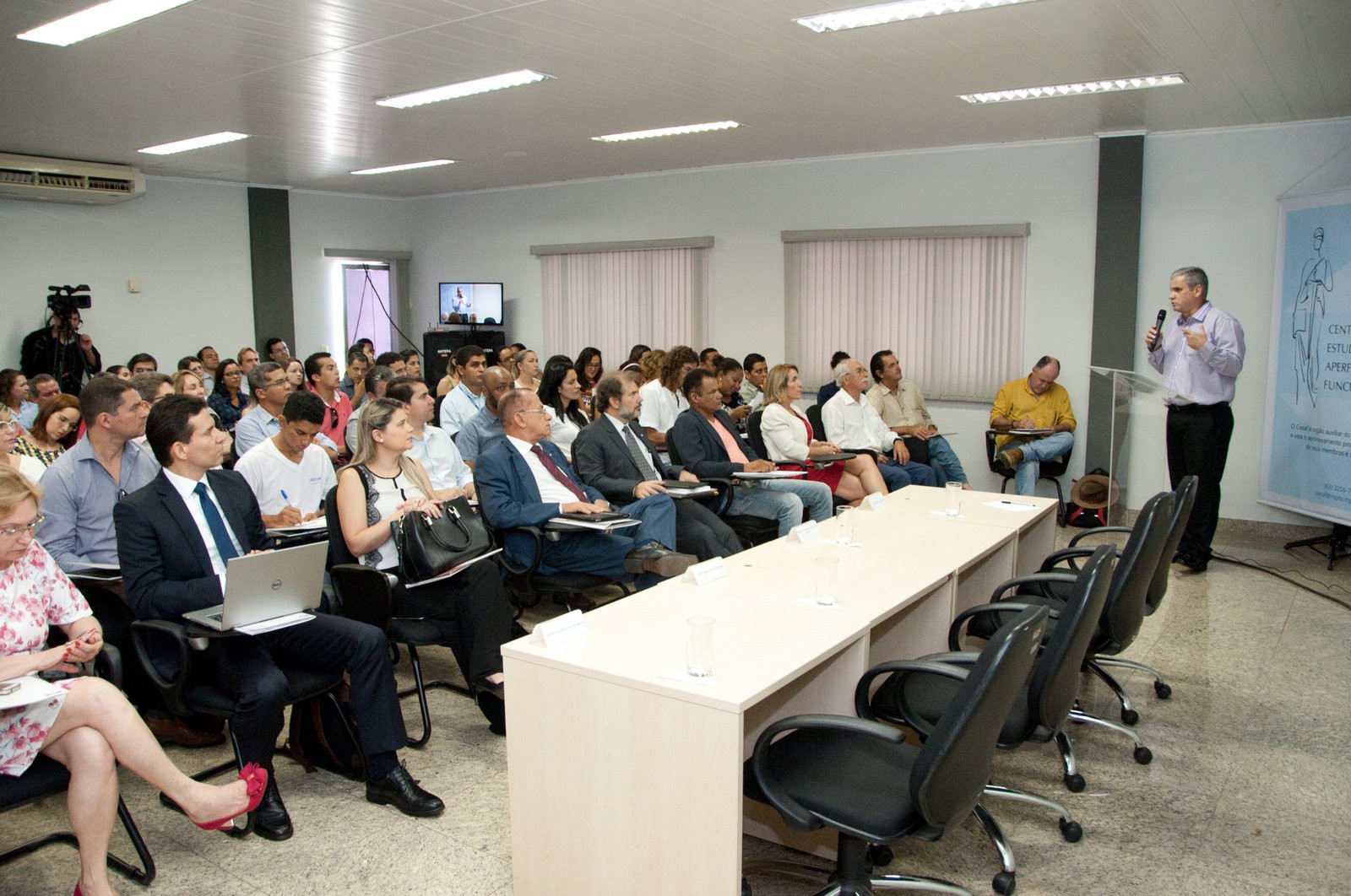 Participantes lotaram auditório do MPE