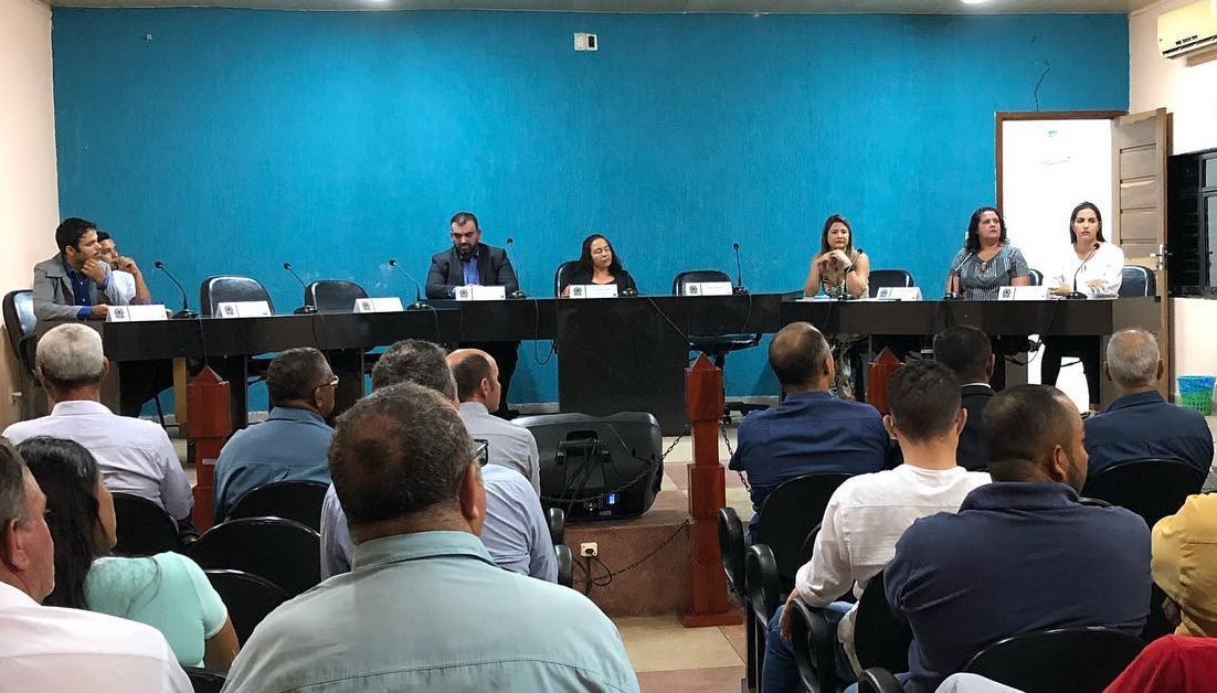 Registro da reunião realizada em Palmeirópolis, na noite de segunda