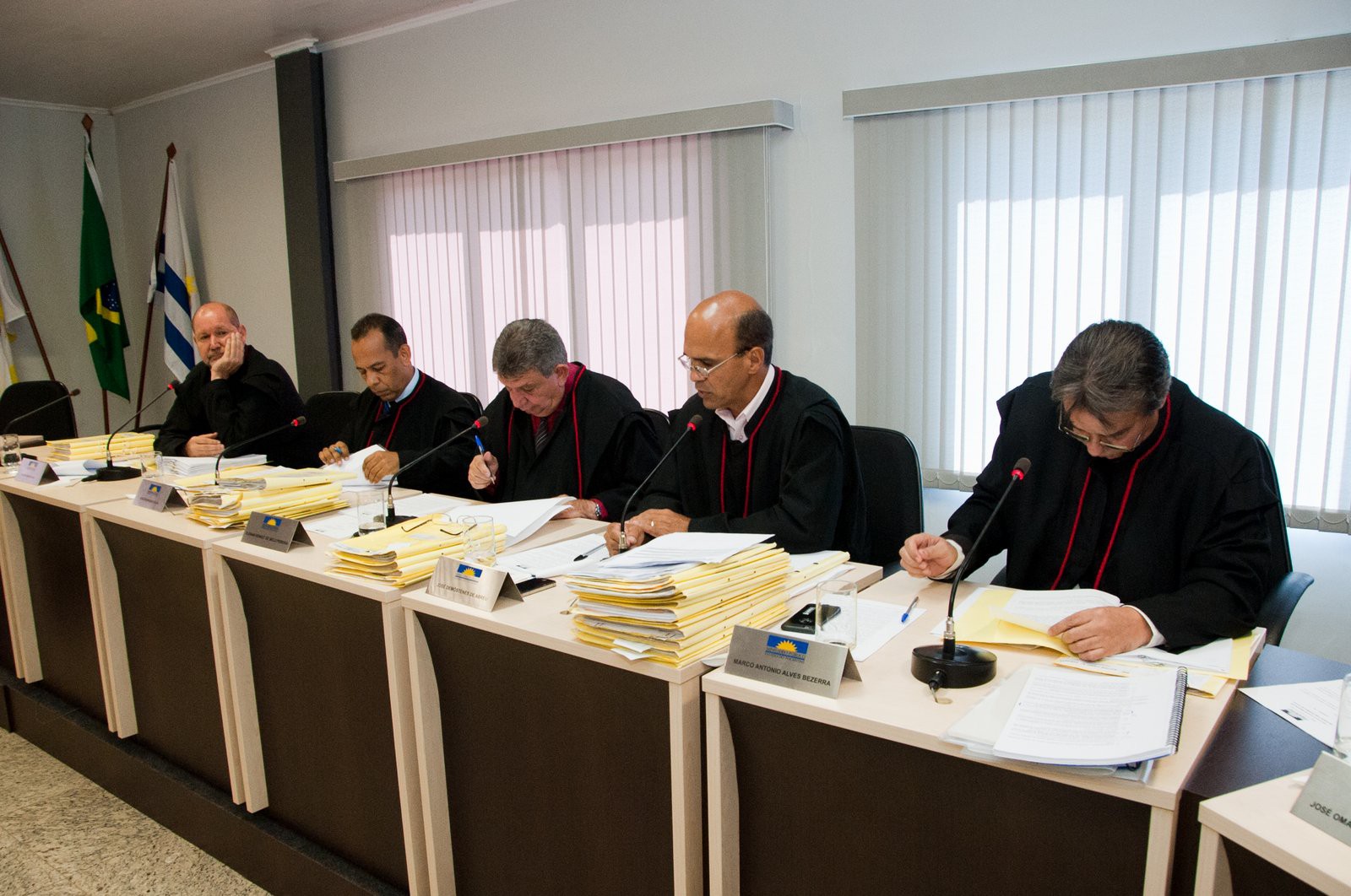 Os Promotores de Justiça já entraram em exercício