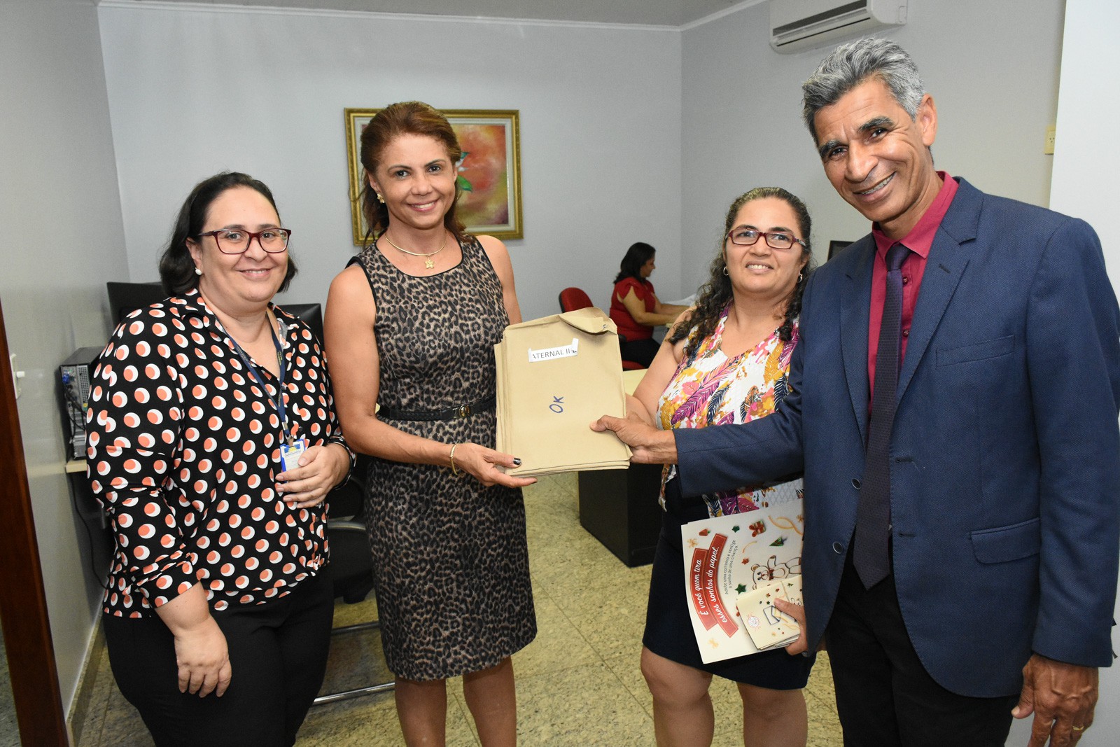  MPE reuniu 240 cartinhas de alunos do  CMEI Contos de Fada