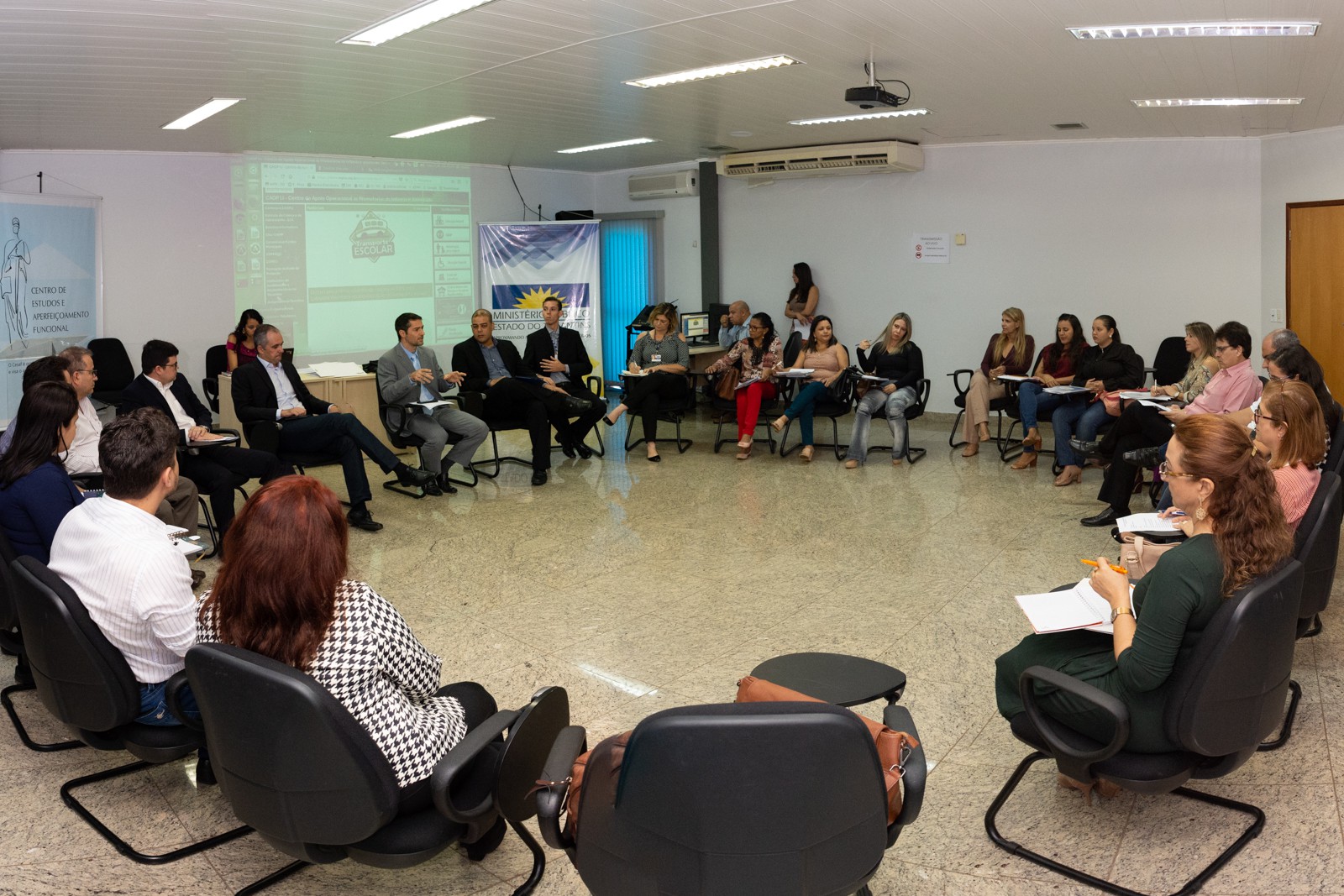 reunião foi realizada na sede do MPE, em Palmas