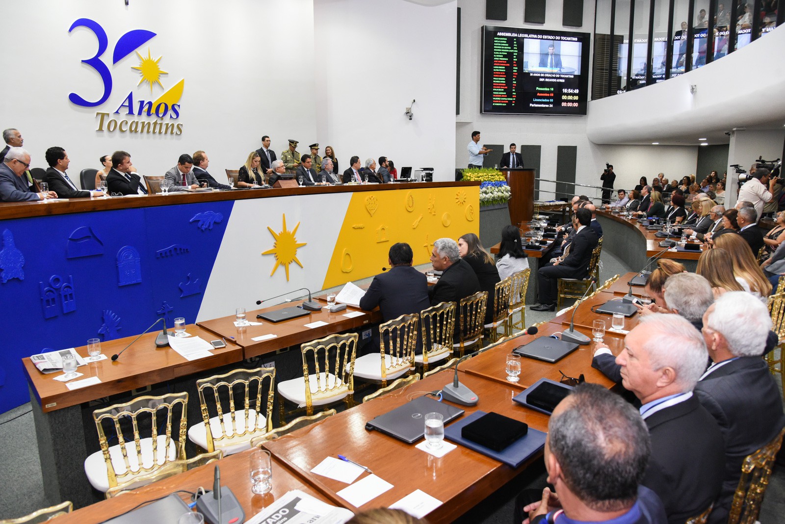 Solenidade homenageou 25 personalidades que prestaram serviços relevantes ao Estado