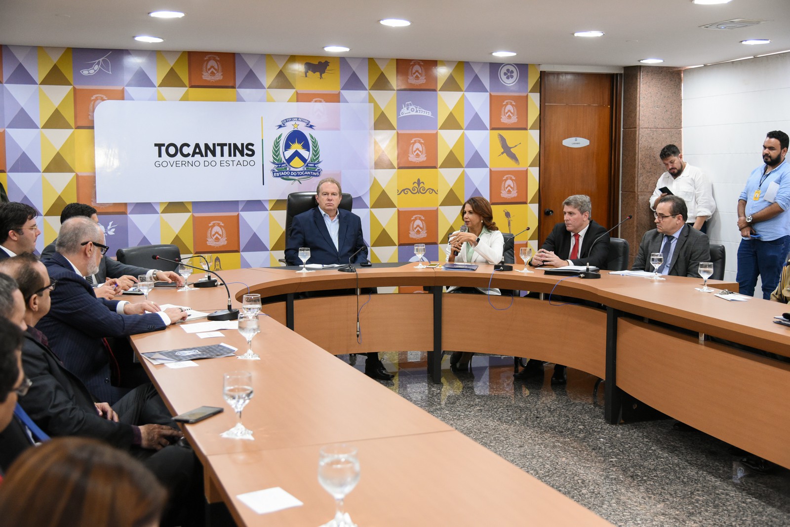 A procuradora-geral de Justiça, Maria Cotinha Bezerra Pereira, busca informações sobre as medidas desencadeadas pelos órgãos que fazem parte do Comitê de Crise.