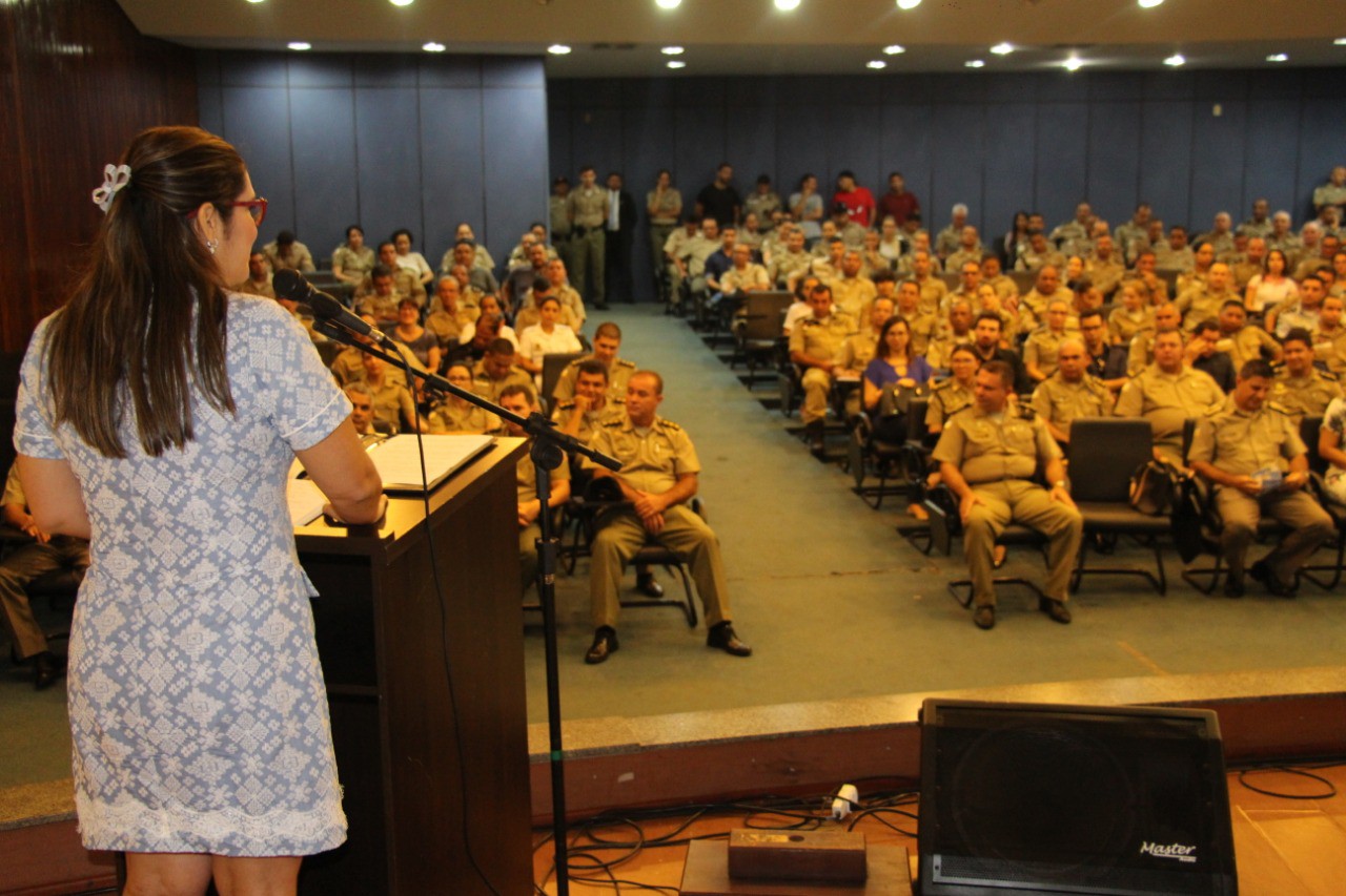 Aula magna ocorreu no auditório do QCG