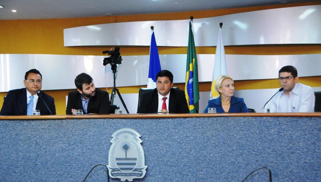 Dados da Secretaria Municipal de Saúde foram discutidos pelos presentes