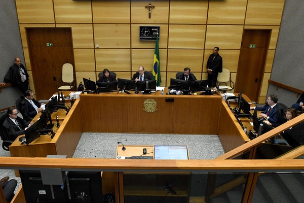 Quinta Turma do Superior Tribunal de Justiça veda a colaboração da OAB em defesa de advogado