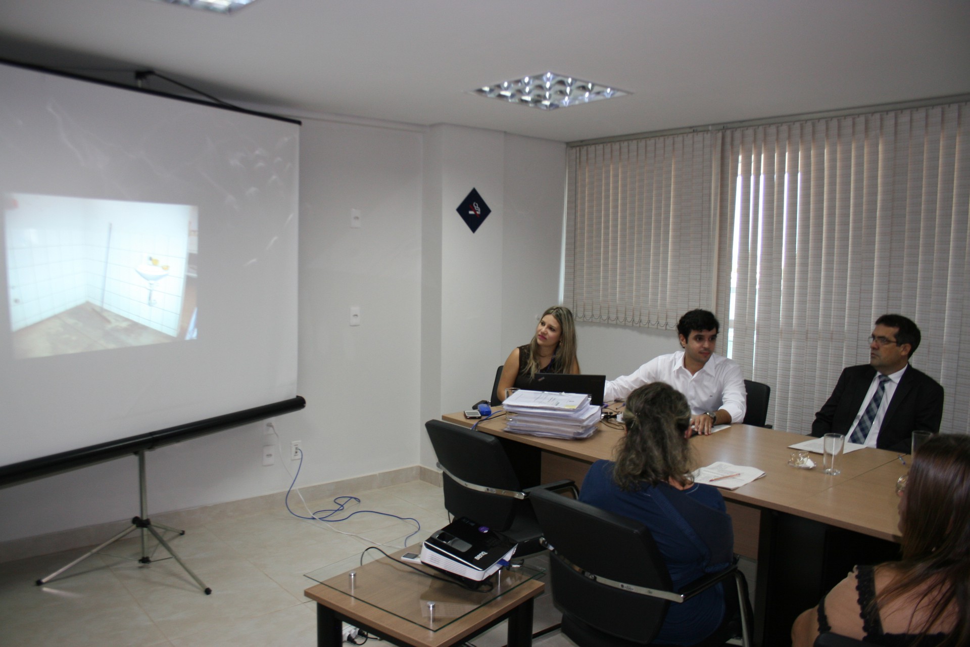 Cada uma das  recomendações do MPEduc foram debatidas na reunião  entre elas, a regularização da alimentação escolar nas instituições do município