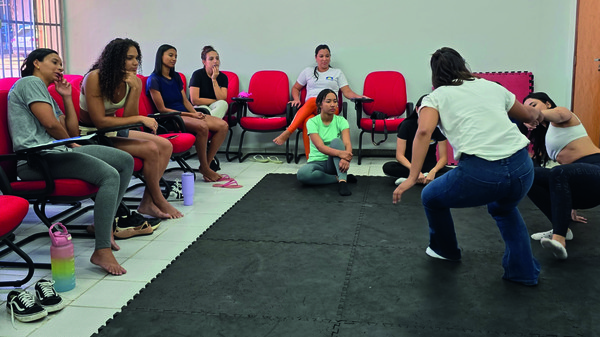 As participantes aprenderam técnicas de autoproteção e táticas preventivas