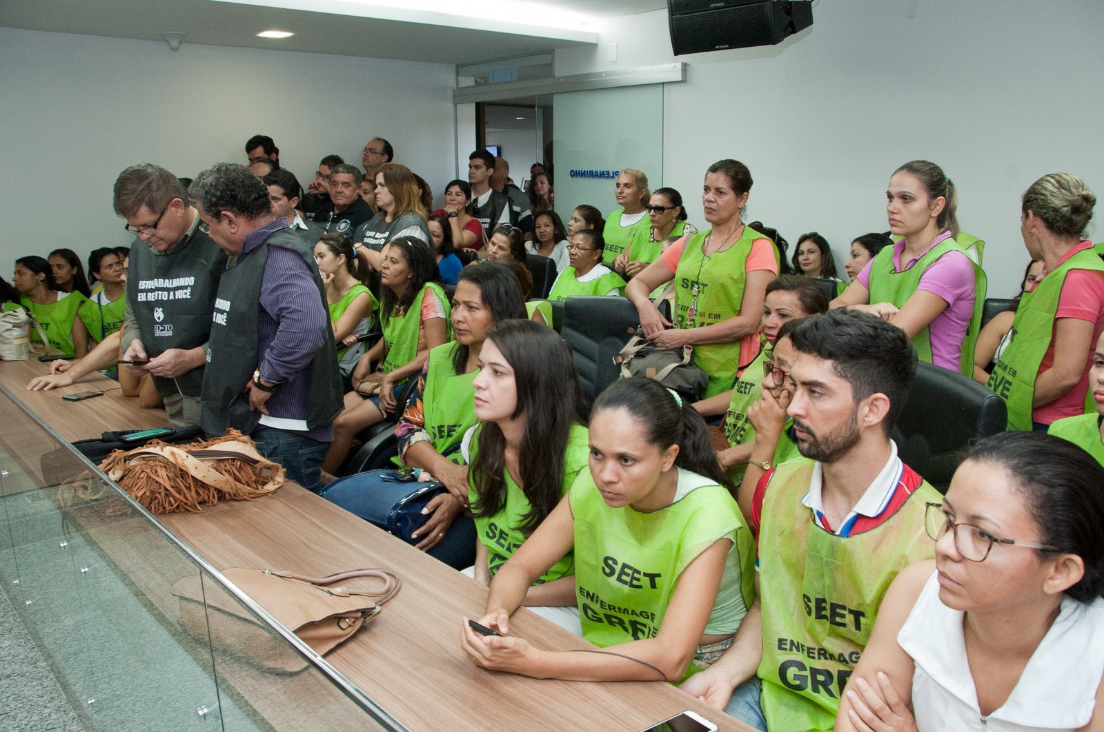 Reunião contou com a participação de servidores da saúde
