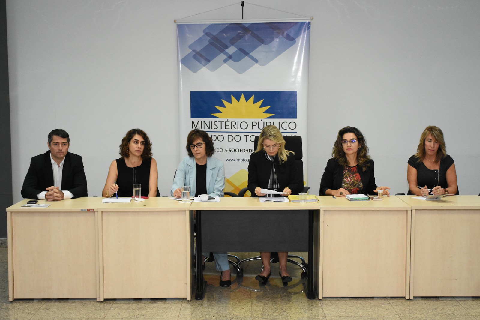 Membros do MPTO presentes à reunião