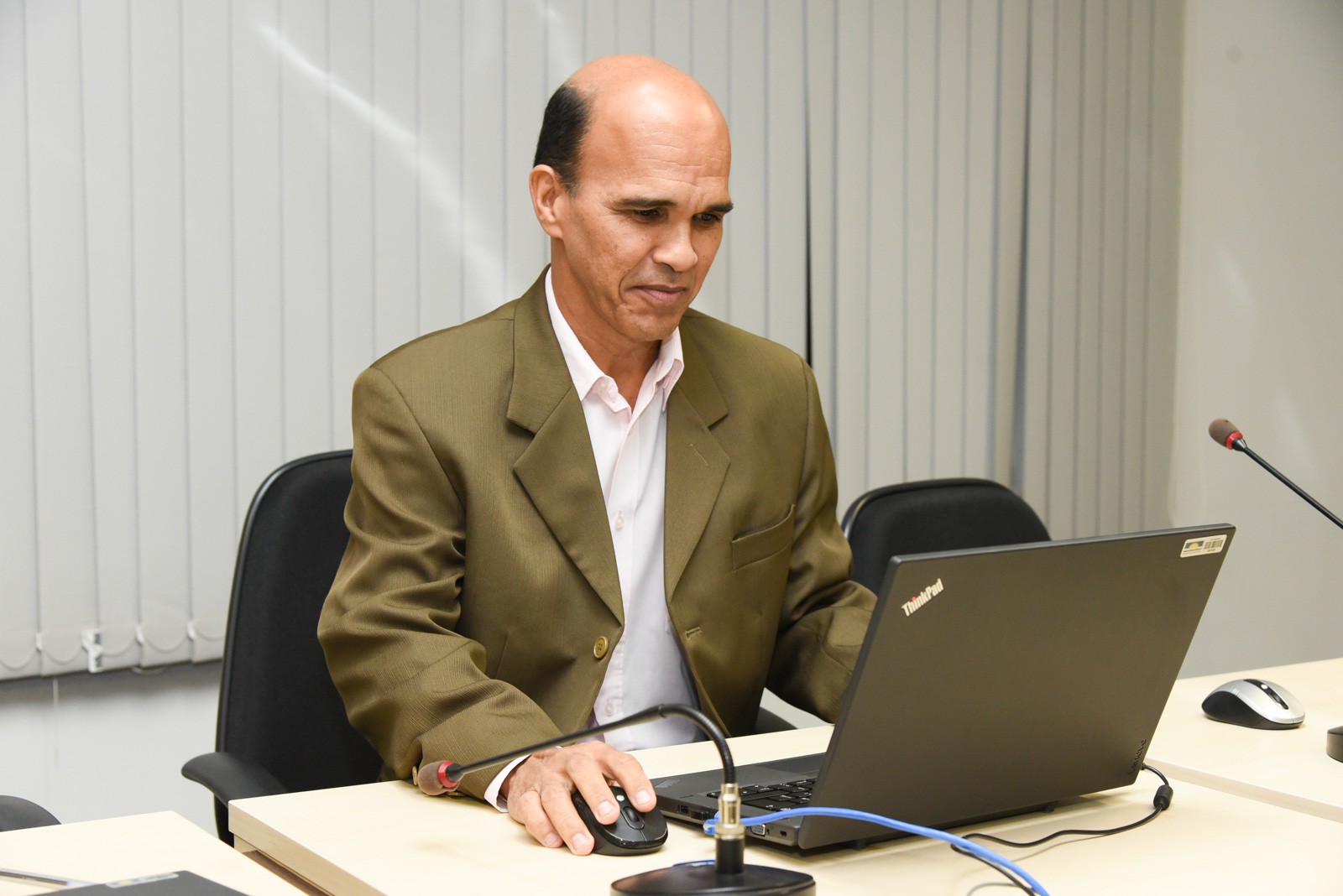 Candidato José Demóstenes em votação