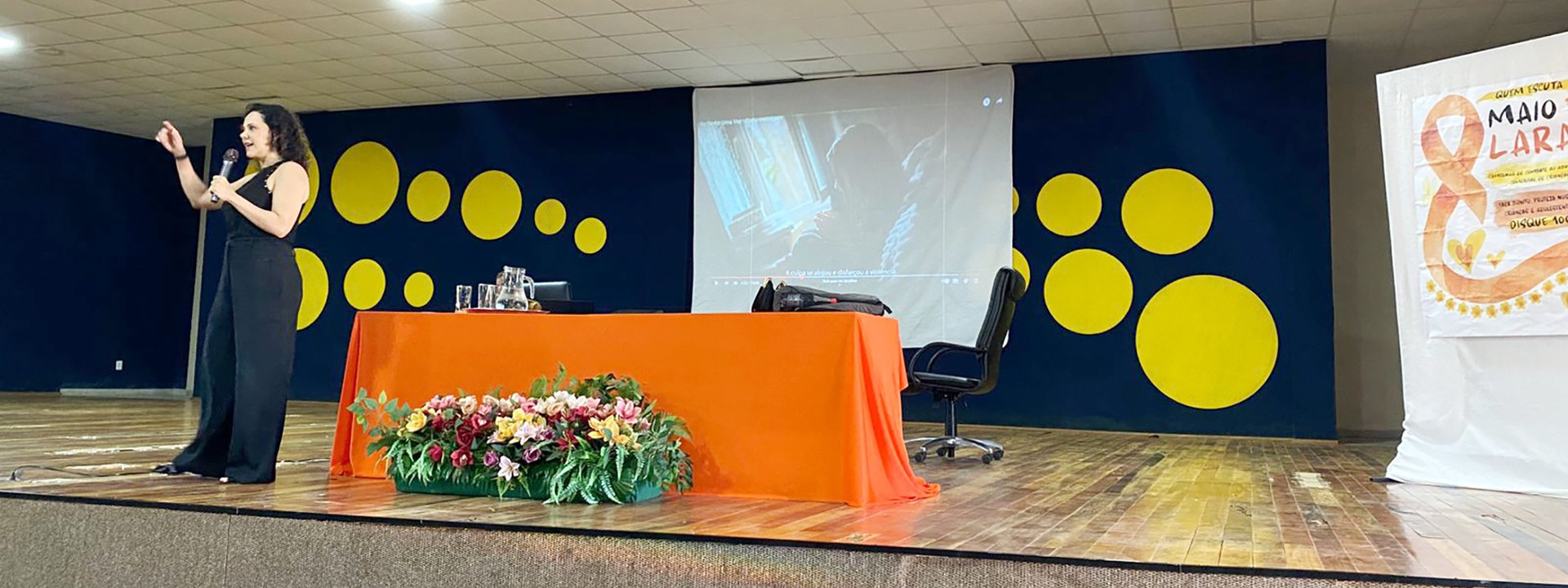 Palestra foi conduzida pela promotora de Justiça Munique Teixeira Vaz