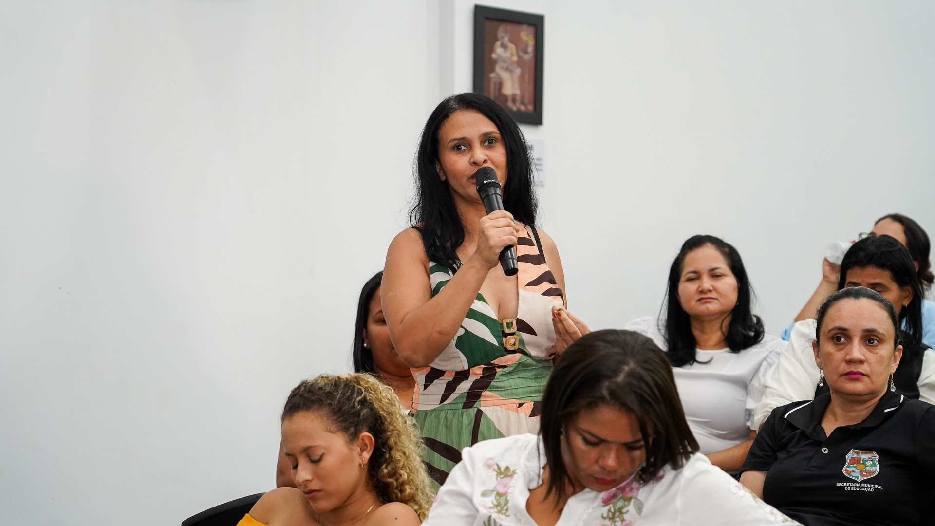 Raquel compartilhou uma experiência pessoal delicada e corajosa envolvendo a identificação e denúncia de violência sexual contra duas crianças
