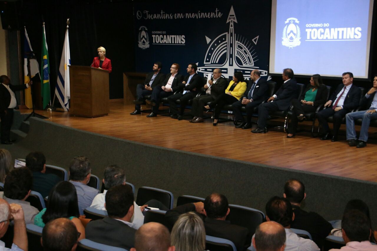 Evento reuniu prefeitos e secretários municipais de saúde