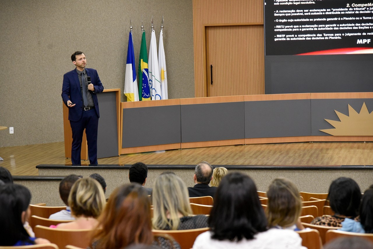 Procurador da República Márcio Rogério da Silva Garcia