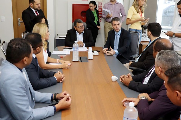 Reunião aconteceu na Câmara de Palmas