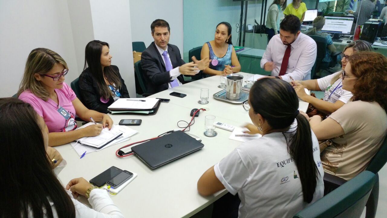 a reunião foi  convocada pelo  coordenador do Centro de Atendimento Operacional às Promotorias de Justiça da Infância e Juventude (Caopij), Promotor de Justiça Sidney Fiori.