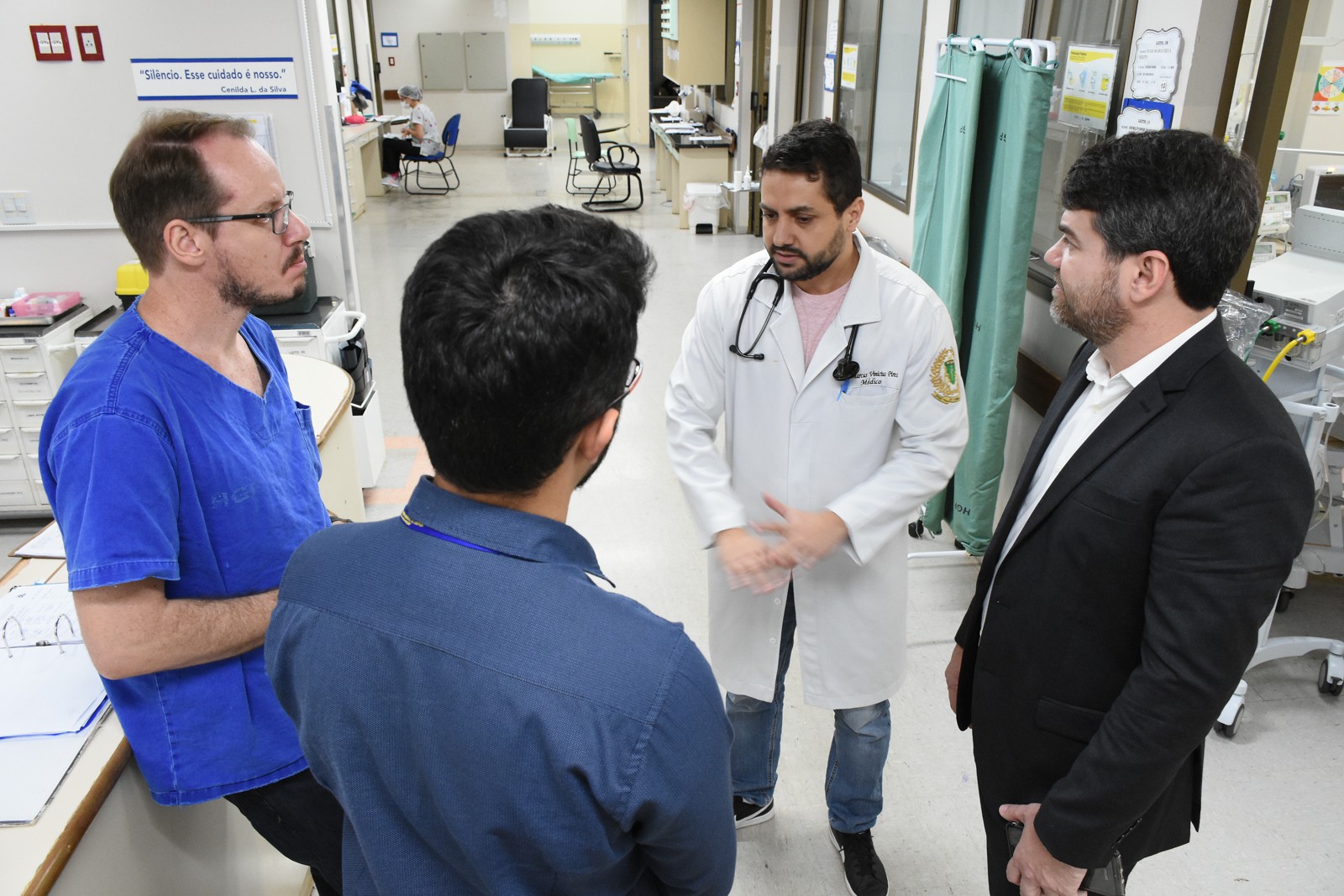 Equipe médica da UTI