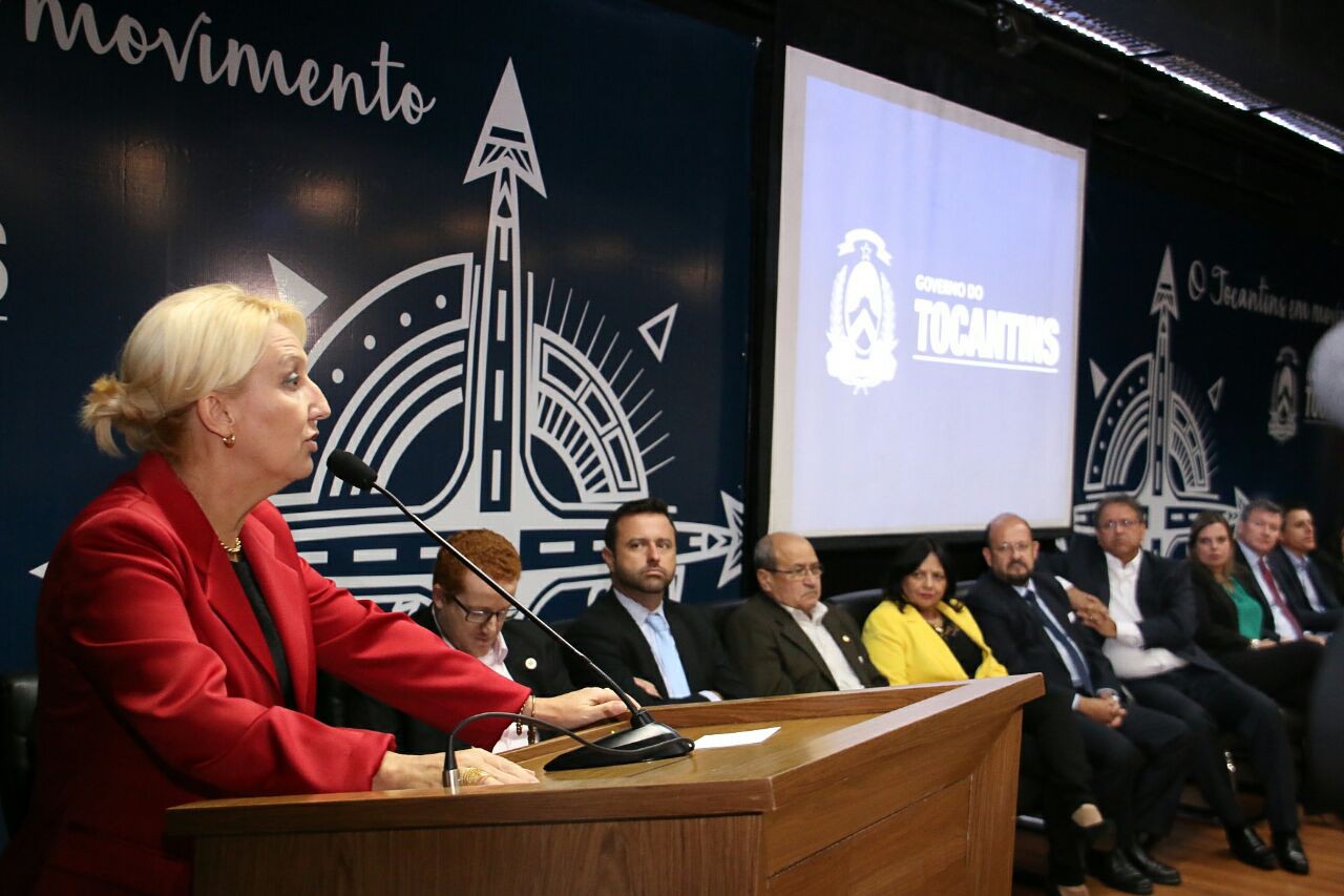 Promotora de Justiça fala sobre a atuação do MPE na defesa da saúde