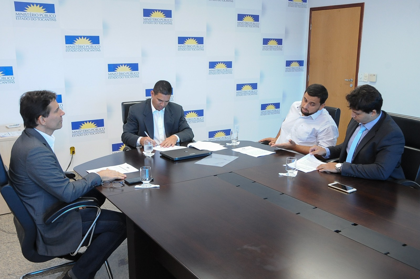 TAC foi assinado na sede do MPTO, em Palmas