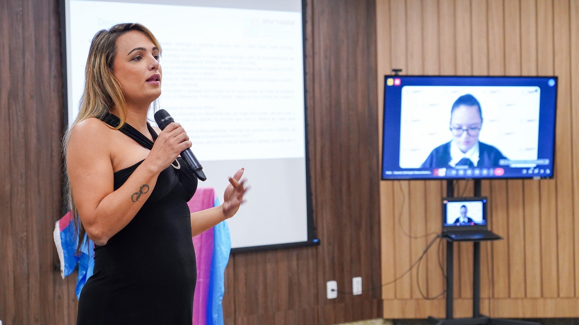 Presidenta da Rede Trans Brasil, Tathiane Aquino de Araújo; e promotora da Justiça do Trabalho da 10ª Região, Luísa Nunes de Castro Anabuki, que participou virtualmente