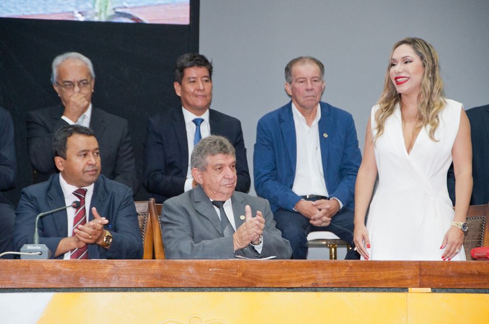 Posse aconteceu na manhã desta quarta