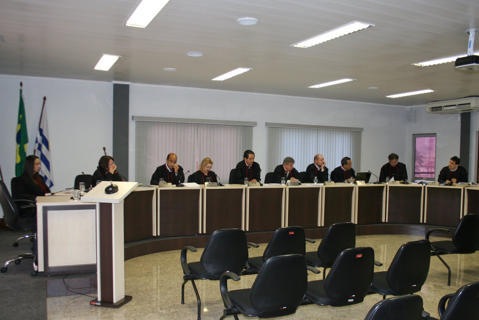 Foram indicados cinco suplentes