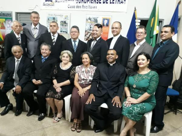 A Promotora de Justiça é autora do livro “Família Barreira – histórias e curiosidades”