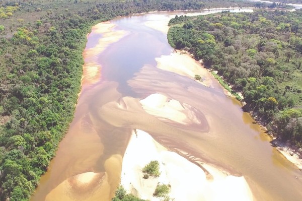 Falta de controle sobre a captação, em um período de escassez hídrica, coloca em risco toda a Bacia do Rio Formoso