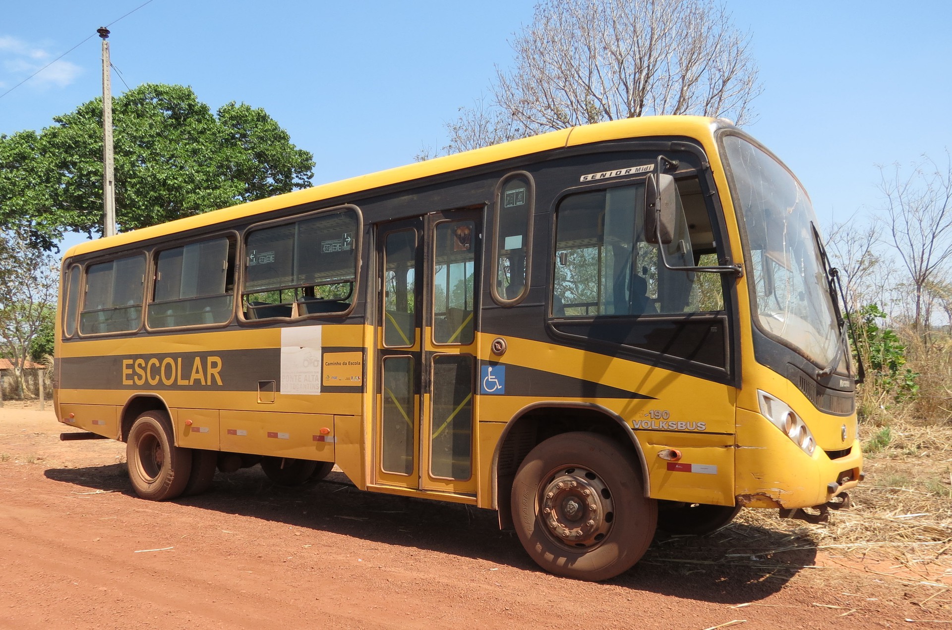 Veículos irregulares e falhas na oferta do serviço de transporte escolar em Ponte Alta