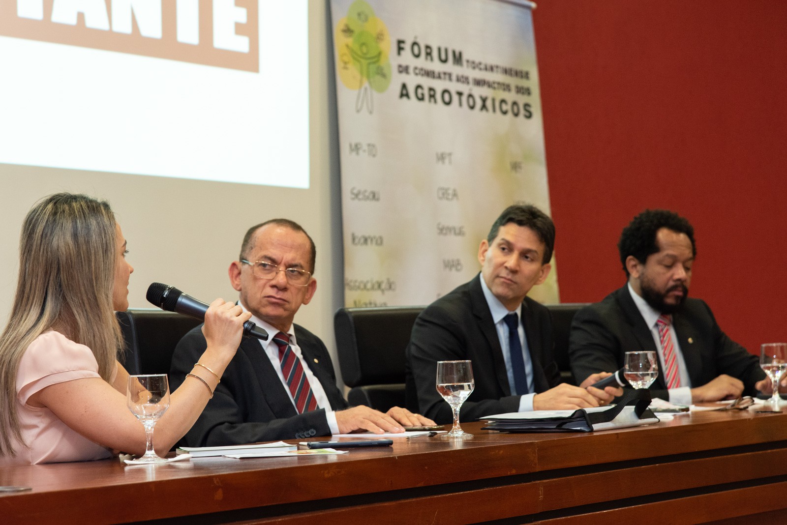 Painel de abertura