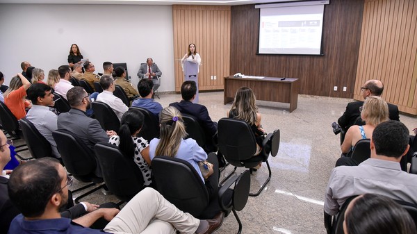 Cartilha foi apresentada pela promotora de justiça Izabelle Figueiredo