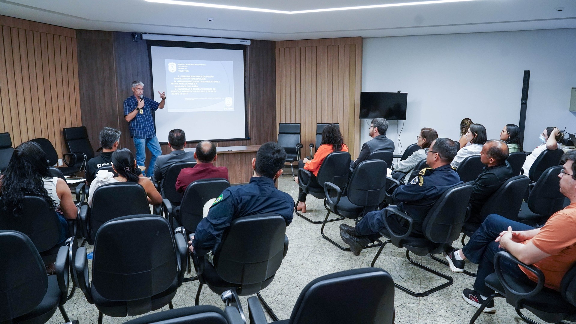 Encontro define formação de Grupos de Trabalho para aprimorar a comunicação e atuação da rede de proteção