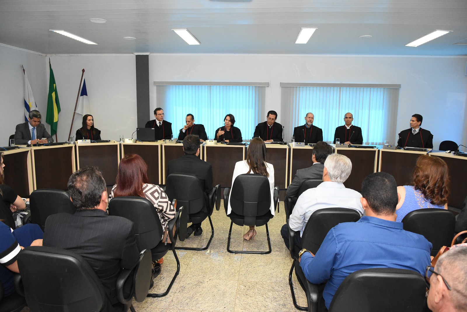 Colégio de Procuradores de Justiça dá posse aos novos membros do MPE