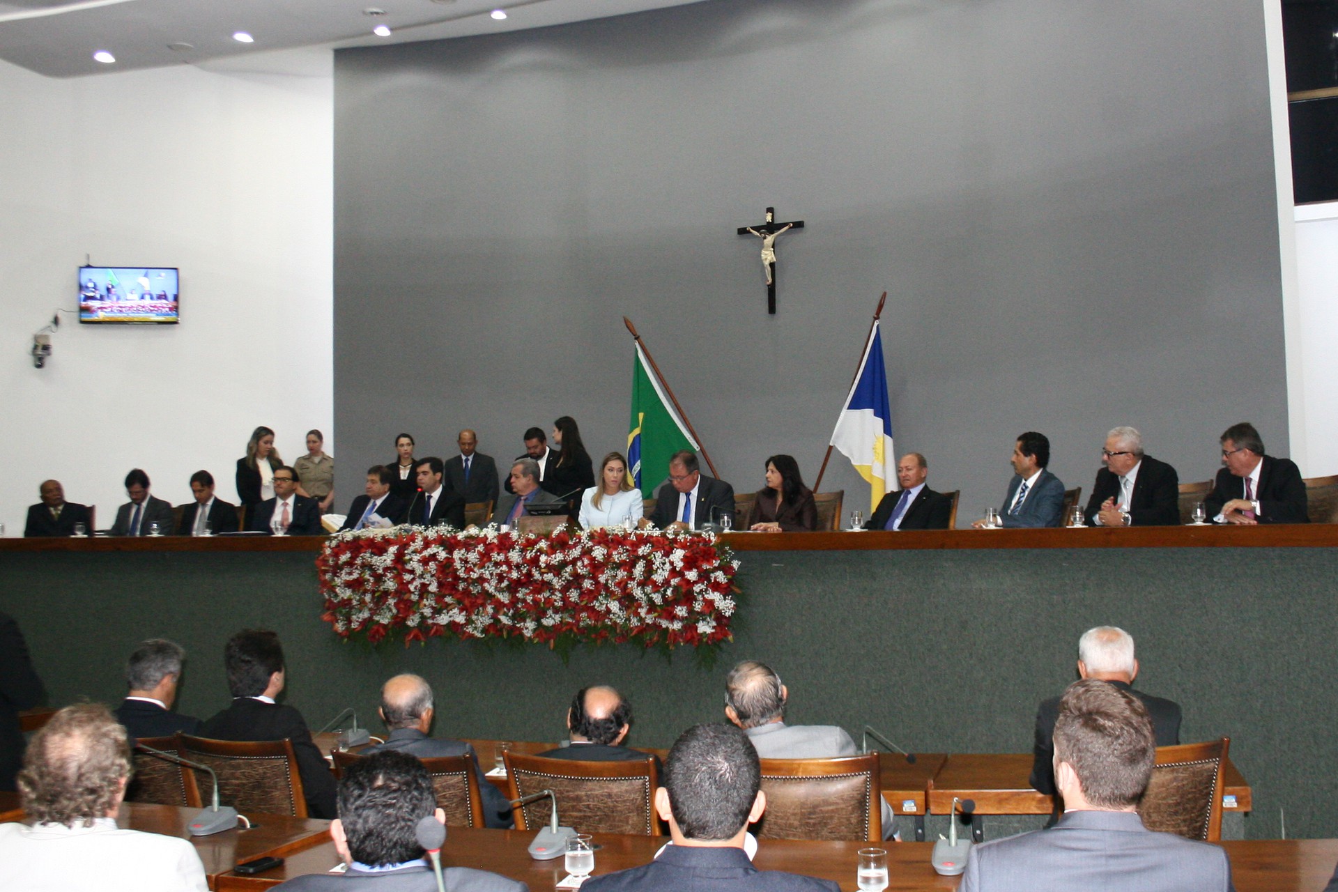 O Subprocurador-Geral de Justiça, José Omar de Almeida Júnior, prestigiou a sessão solene pelo Dia do Advogado e Dia do Direito,