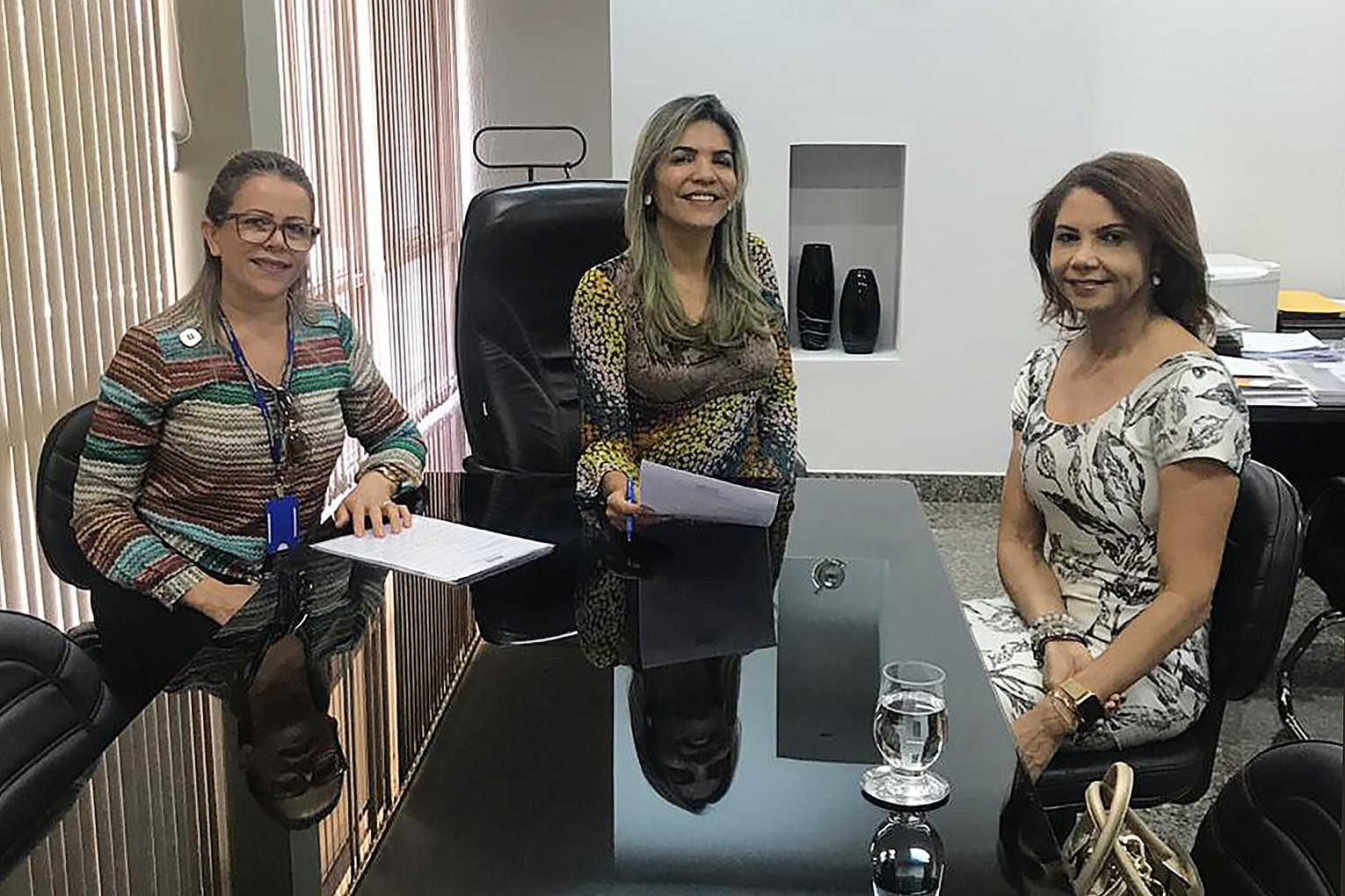 A subprocuradora-geral e chefe do Departamento Financeiro foram recebidas na Sefaz