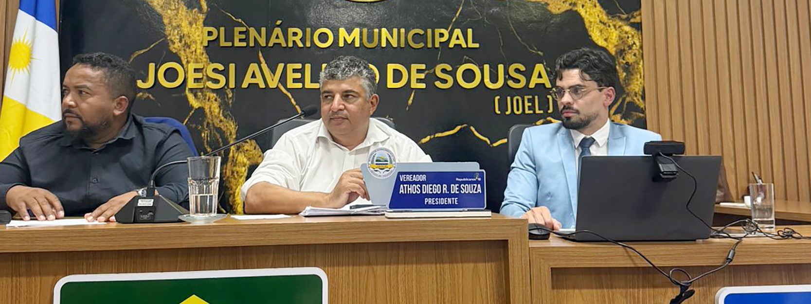 O Promotor Jorge José Maria Neto (à direita) avalia medidas judiciais contra a ATS.