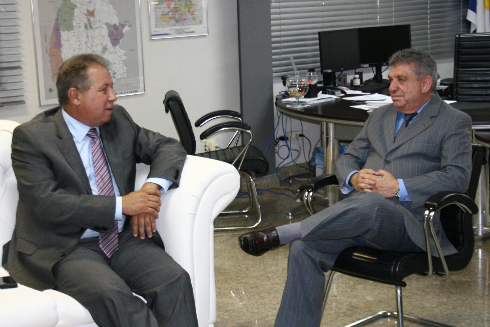 Clenan Renaut recebeu o presidente do TJTO em seu gabinete