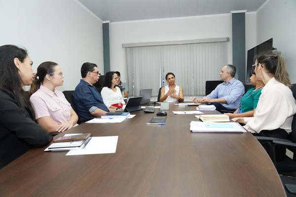 Reunião foi coordenada pela procuradora de Justiça Maria Cotinha Bezerra