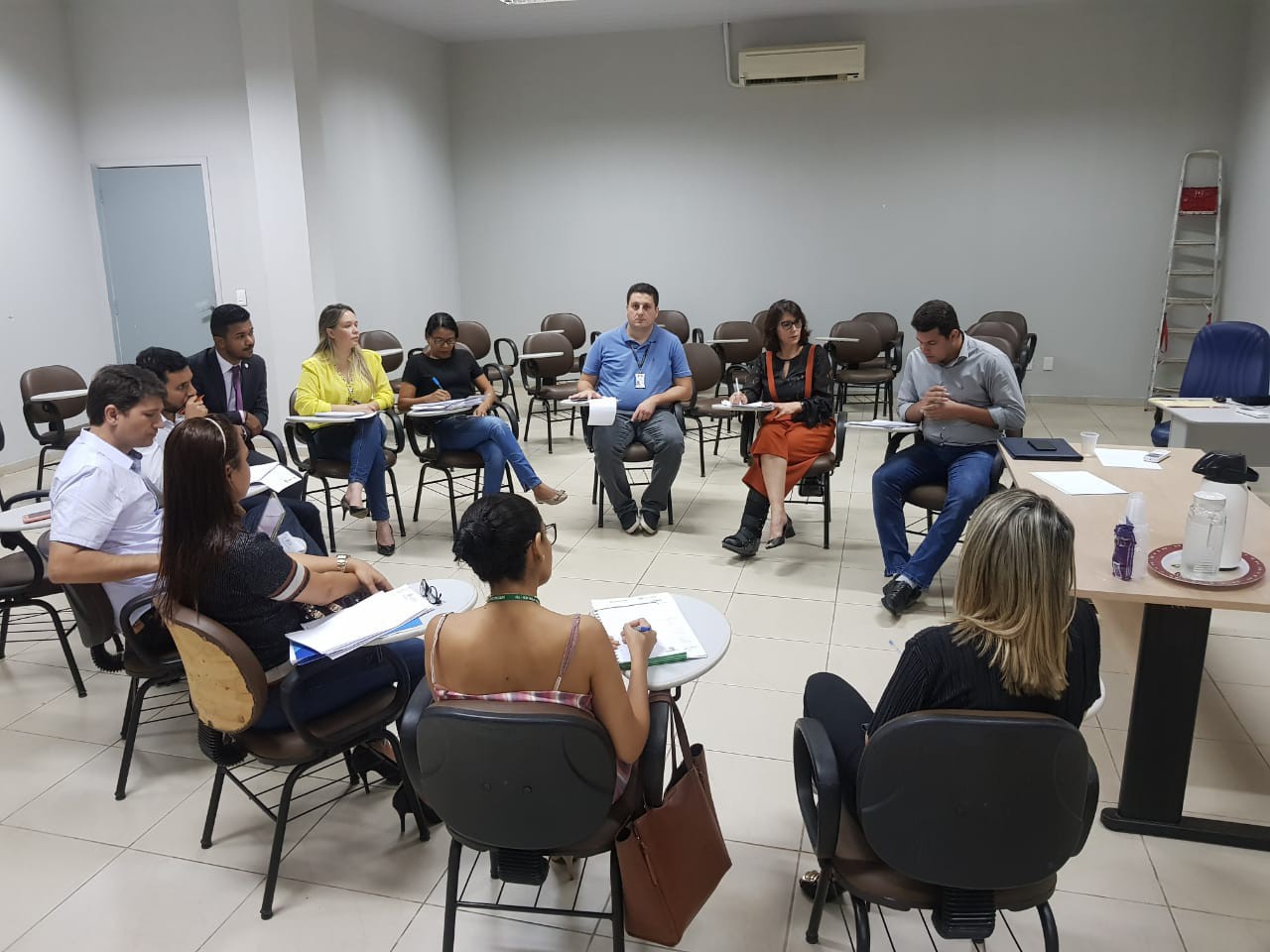 Reunião foi realizada na sede da Visa Municipal